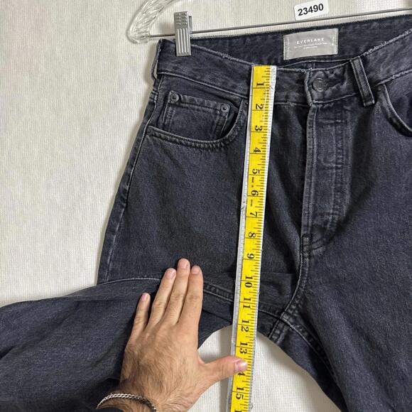Everlane Women's Size 29 Crop Organic Cotton Curvy 90’s Cheeky Straight Jean - Picture 12 of 12